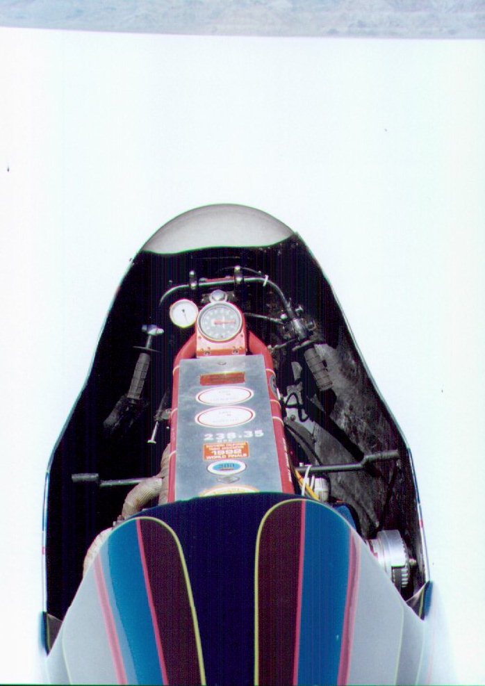 blutop.jpg (93684 bytes)